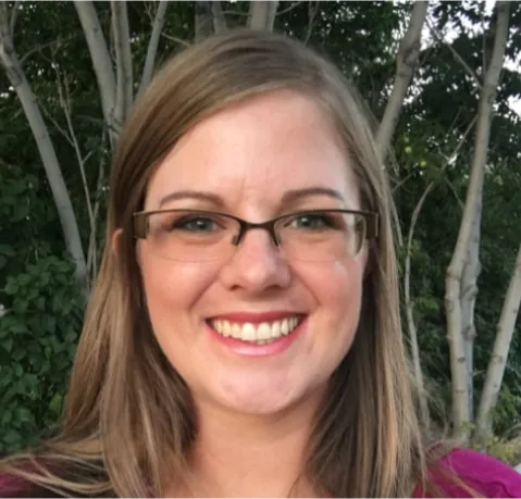 Nikki Nelson